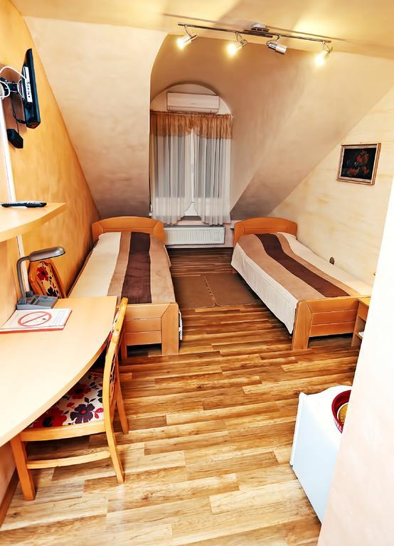 Apartmani Amaro Новий Сад Номер фото
